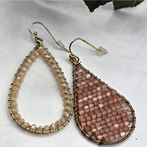 "5/$25" Mismatched Goldtone Peach Sparkle Bead Teardrop Dangle Earrings - Picture 1 of 5